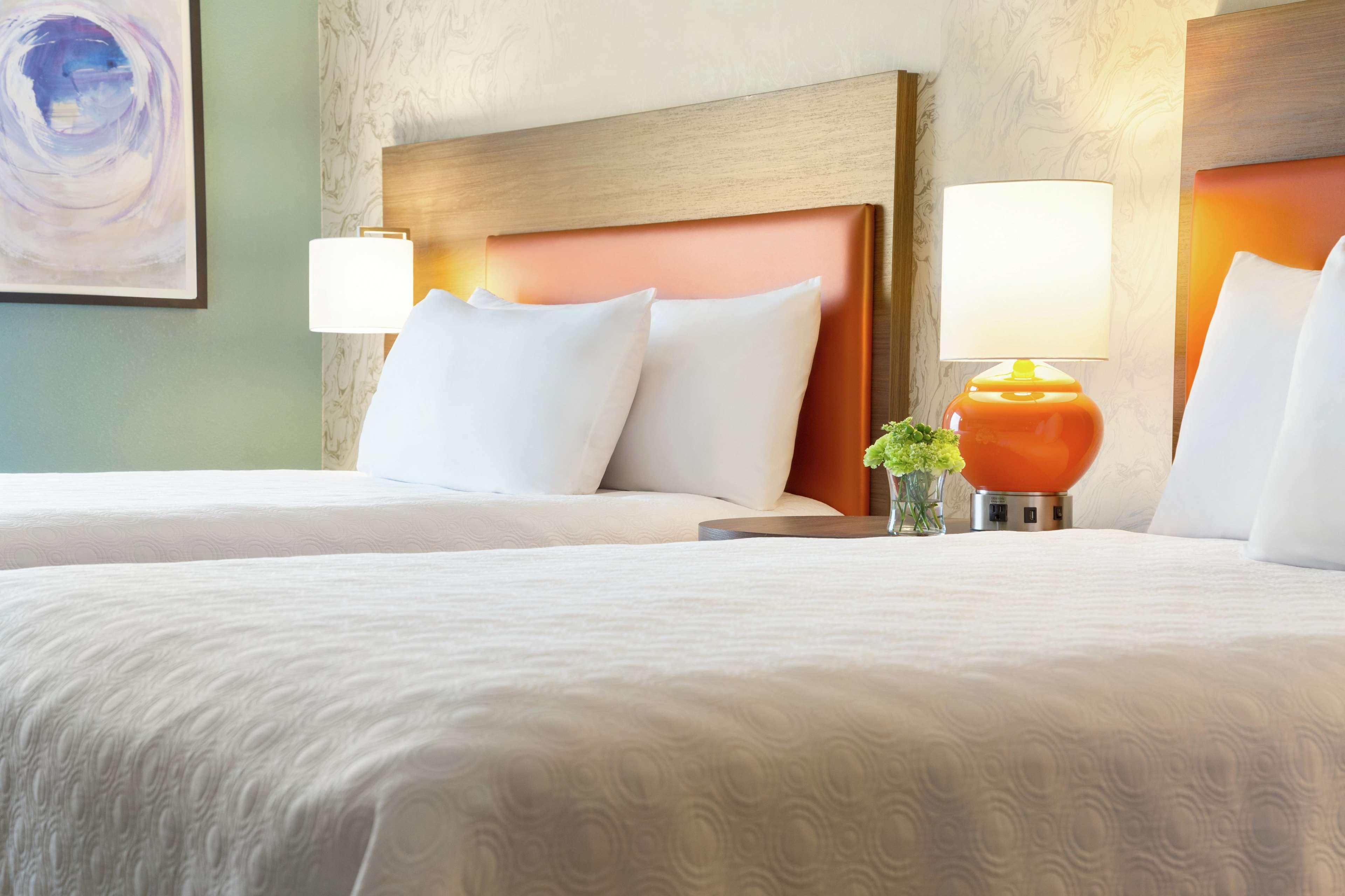 Home2 Suites By Hilton Frederick Exteriör bild