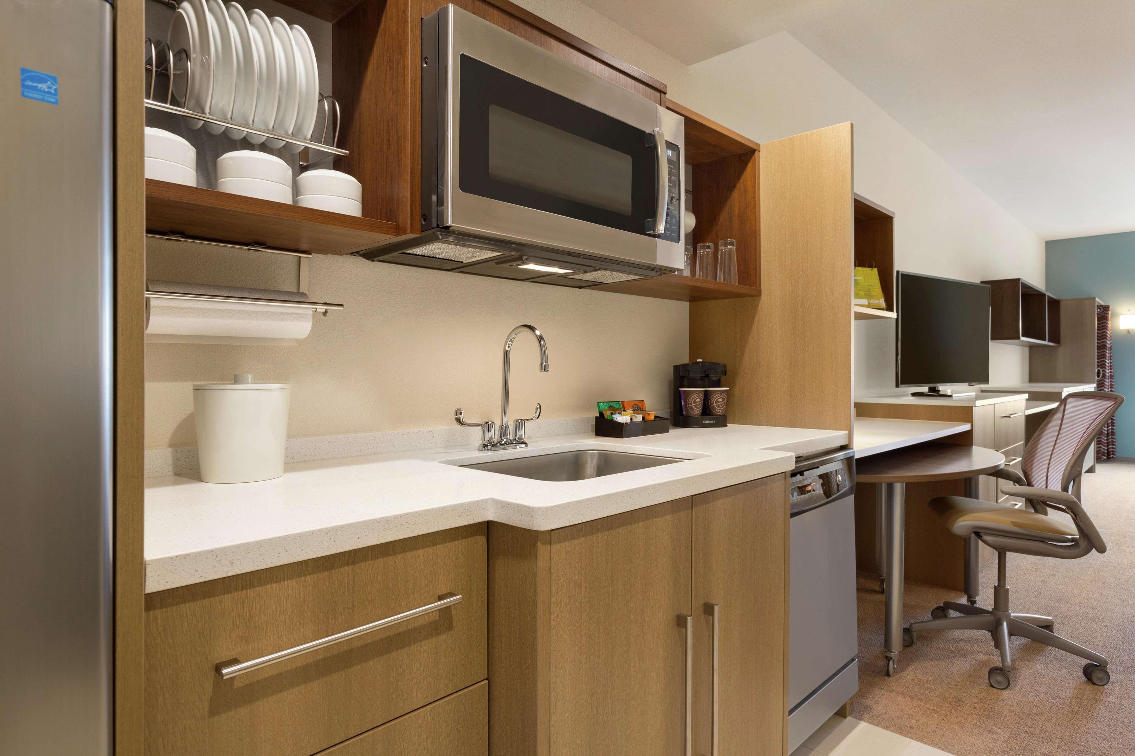 Home2 Suites By Hilton Frederick Exteriör bild